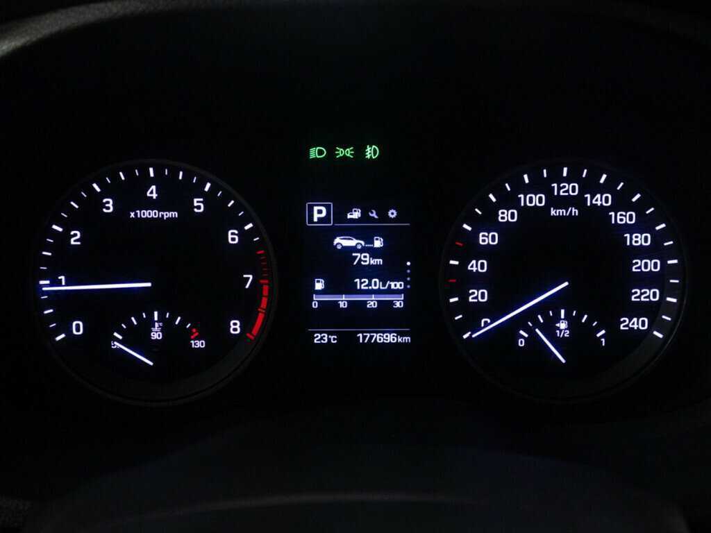 Купить Hyundai Tucson с пробегом. Фото: #11