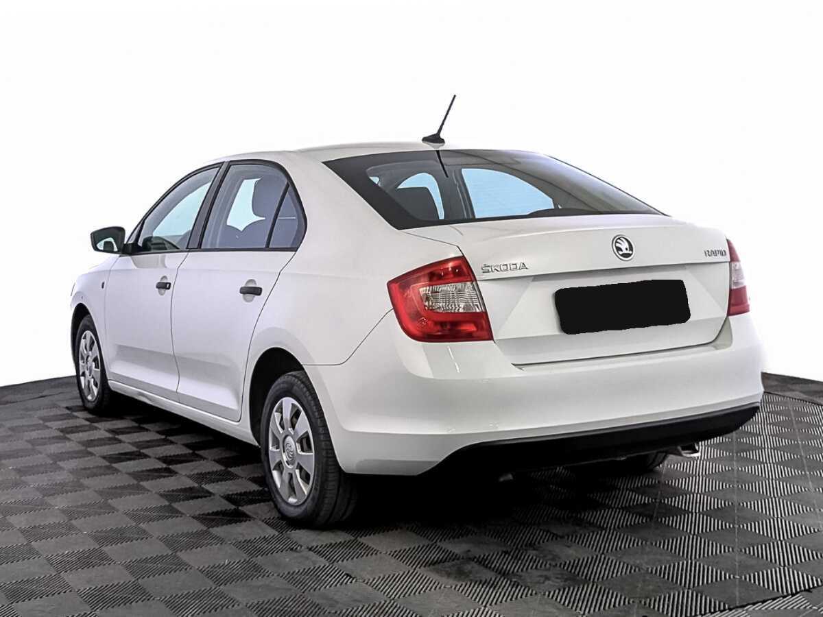 Купить Skoda Rapid с пробегом. Фото: #6