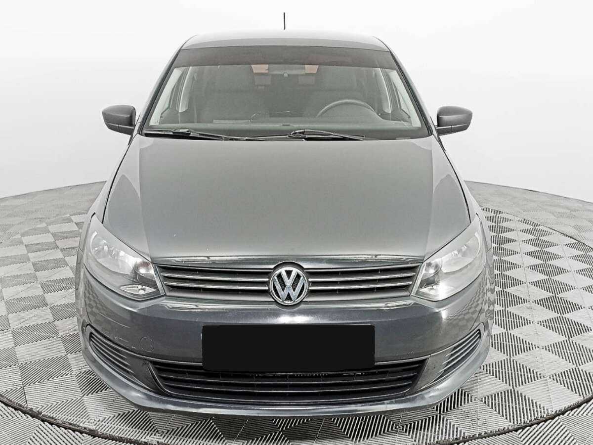 Купить Volkswagen Polo с пробегом. Фото: #1