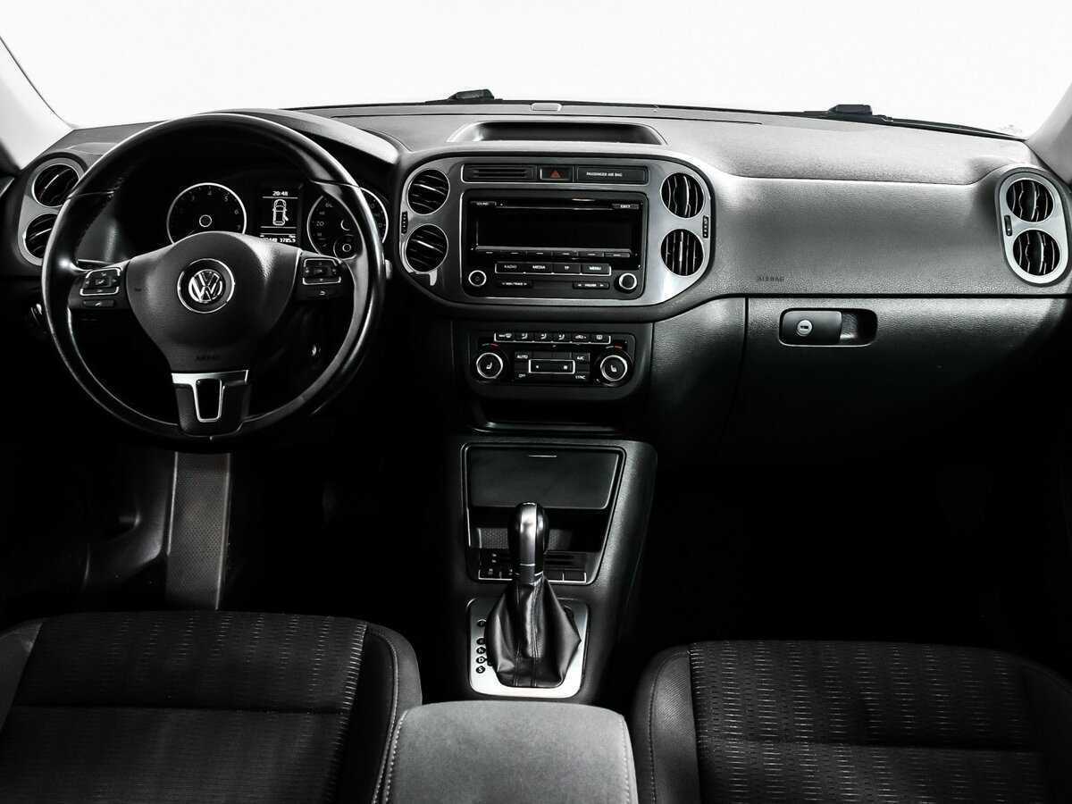 Купить Volkswagen Tiguan с пробегом. Фото: #10