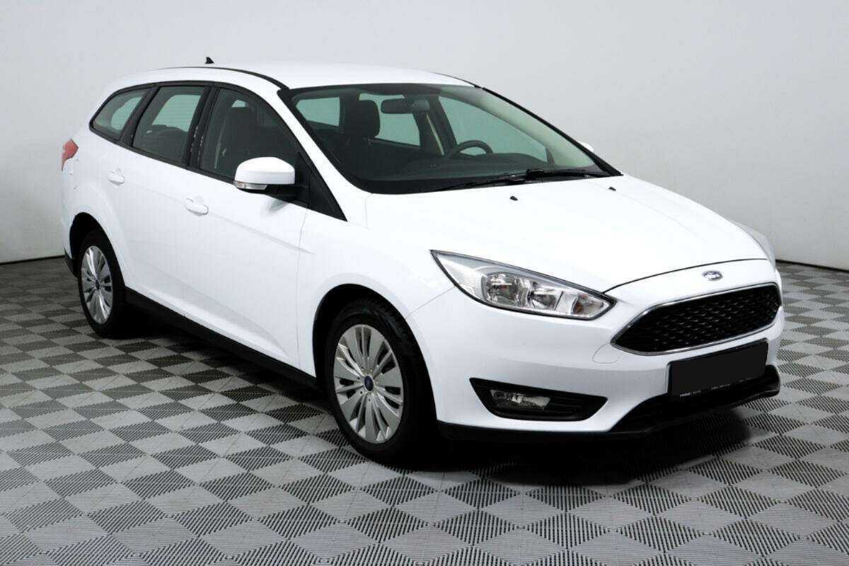Купить Ford Focus с пробегом. Фото: #2
