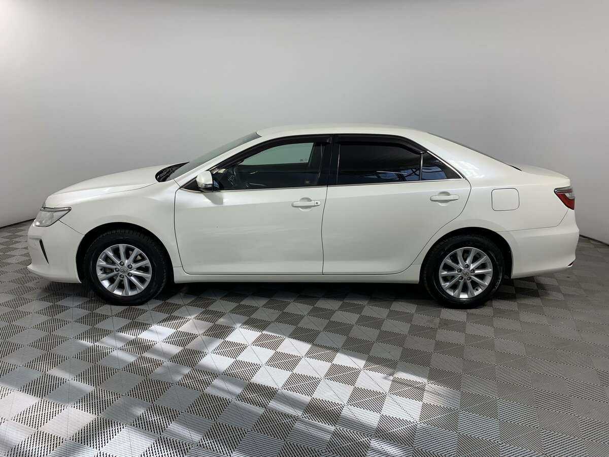 Купить Toyota Camry с пробегом. Фото: #7