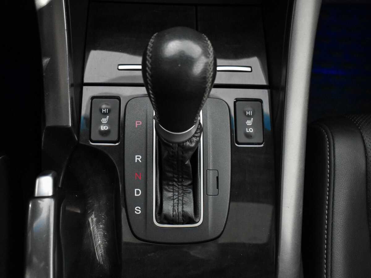 Купить Honda Accord с пробегом. Фото: #10