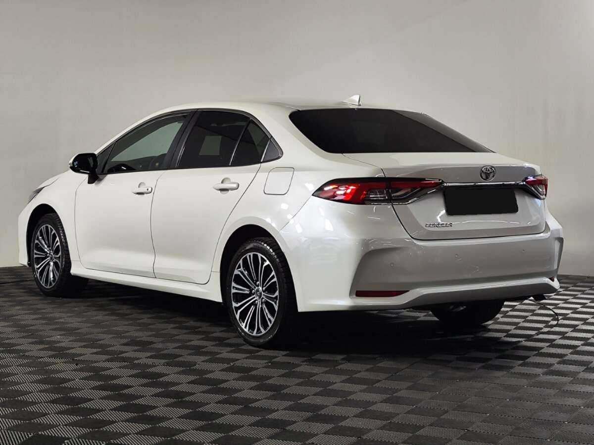 Купить Toyota Corolla с пробегом. Фото: #3