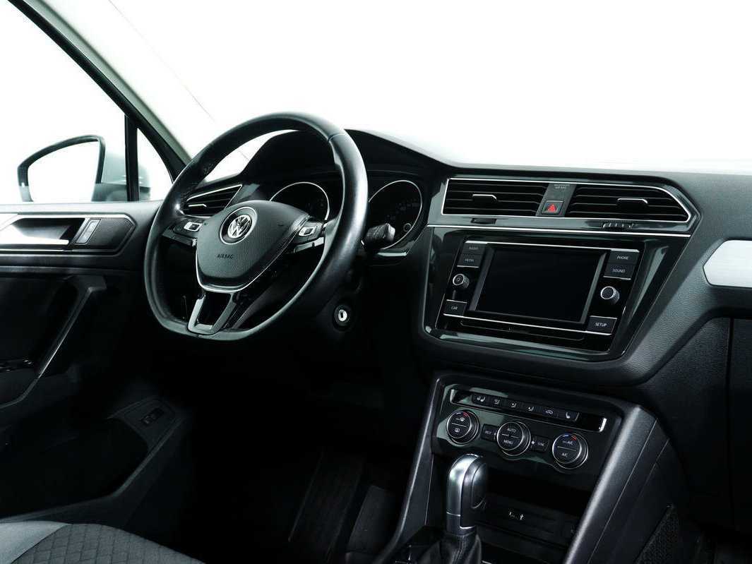 Купить Volkswagen Tiguan с пробегом. Фото: #8