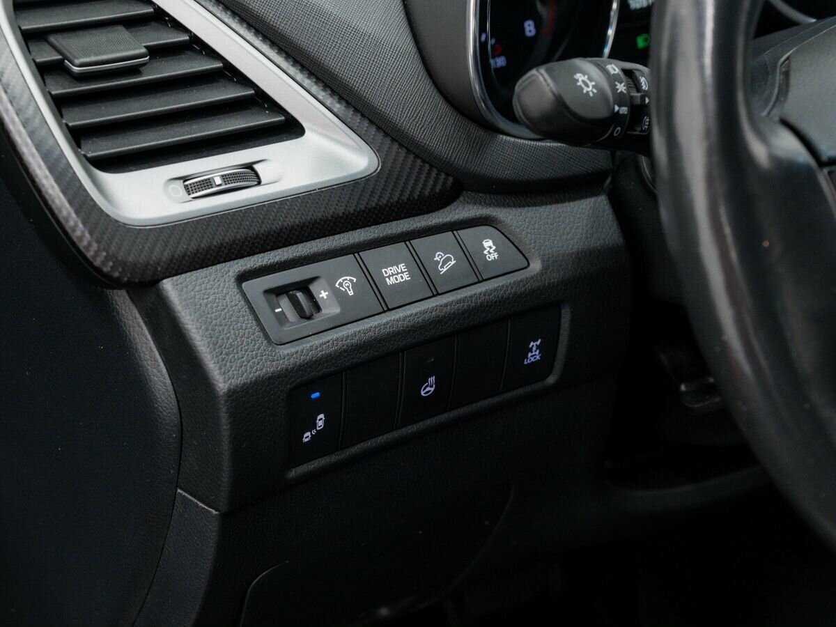 Купить Hyundai Santa Fe с пробегом. Фото: #17