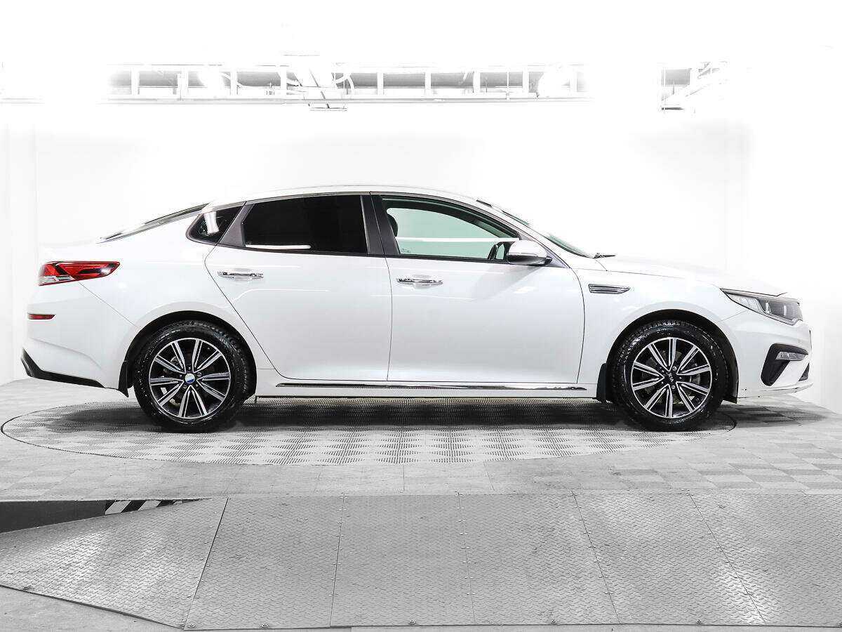 Купить Kia Optima с пробегом. Фото: #3