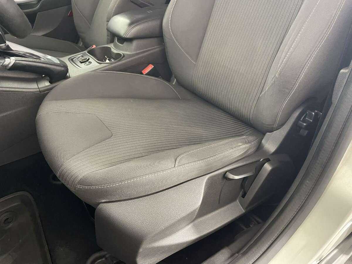 Купить Ford Focus с пробегом. Фото: #9