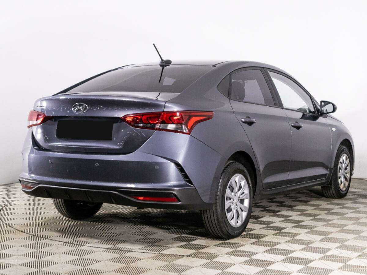 Купить Hyundai Solaris с пробегом. Фото: #4