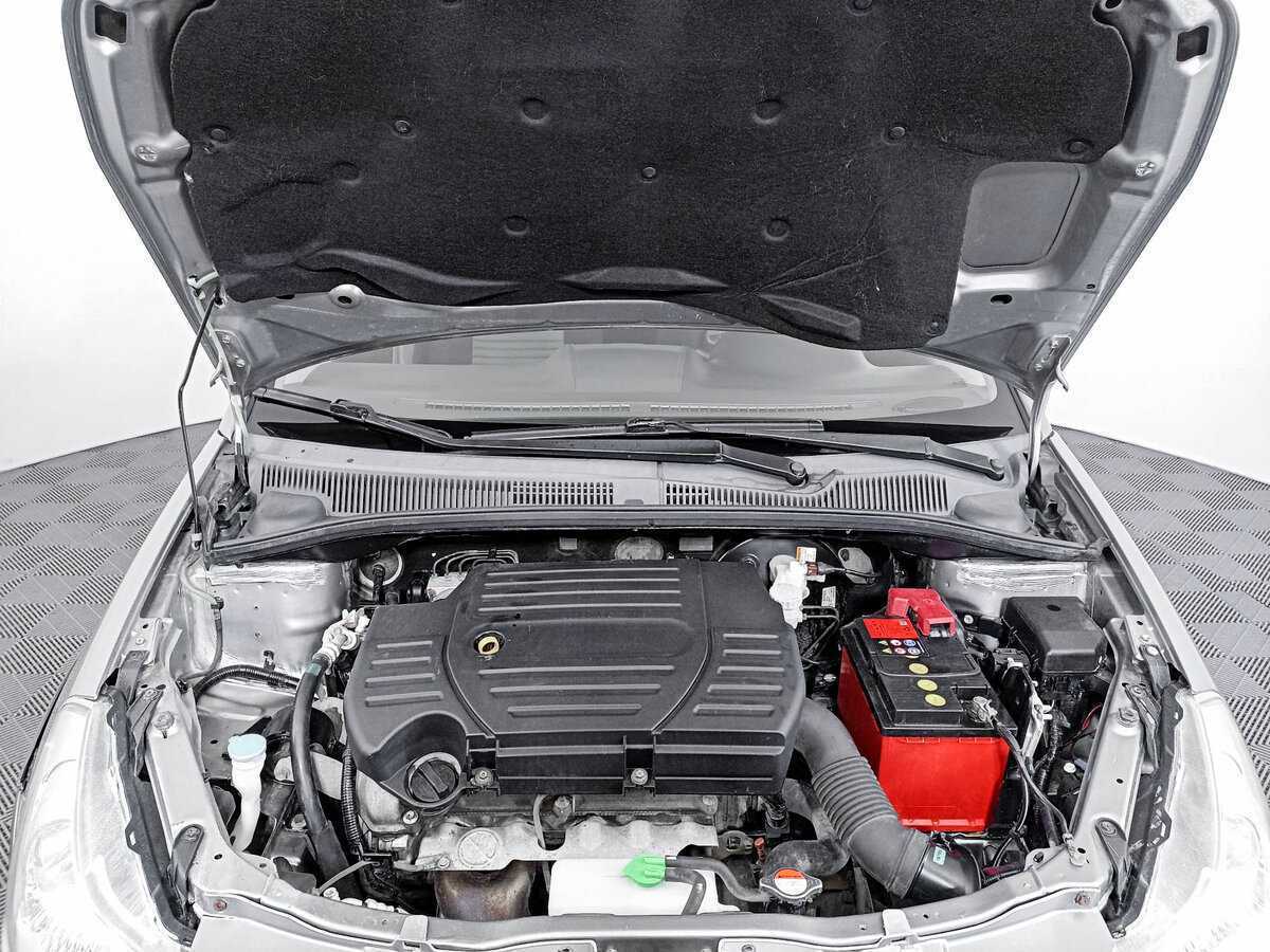 Купить Suzuki SX4 с пробегом. Фото: #8