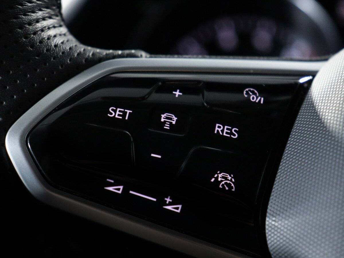 Купить Volkswagen Jetta с пробегом. Фото: #20