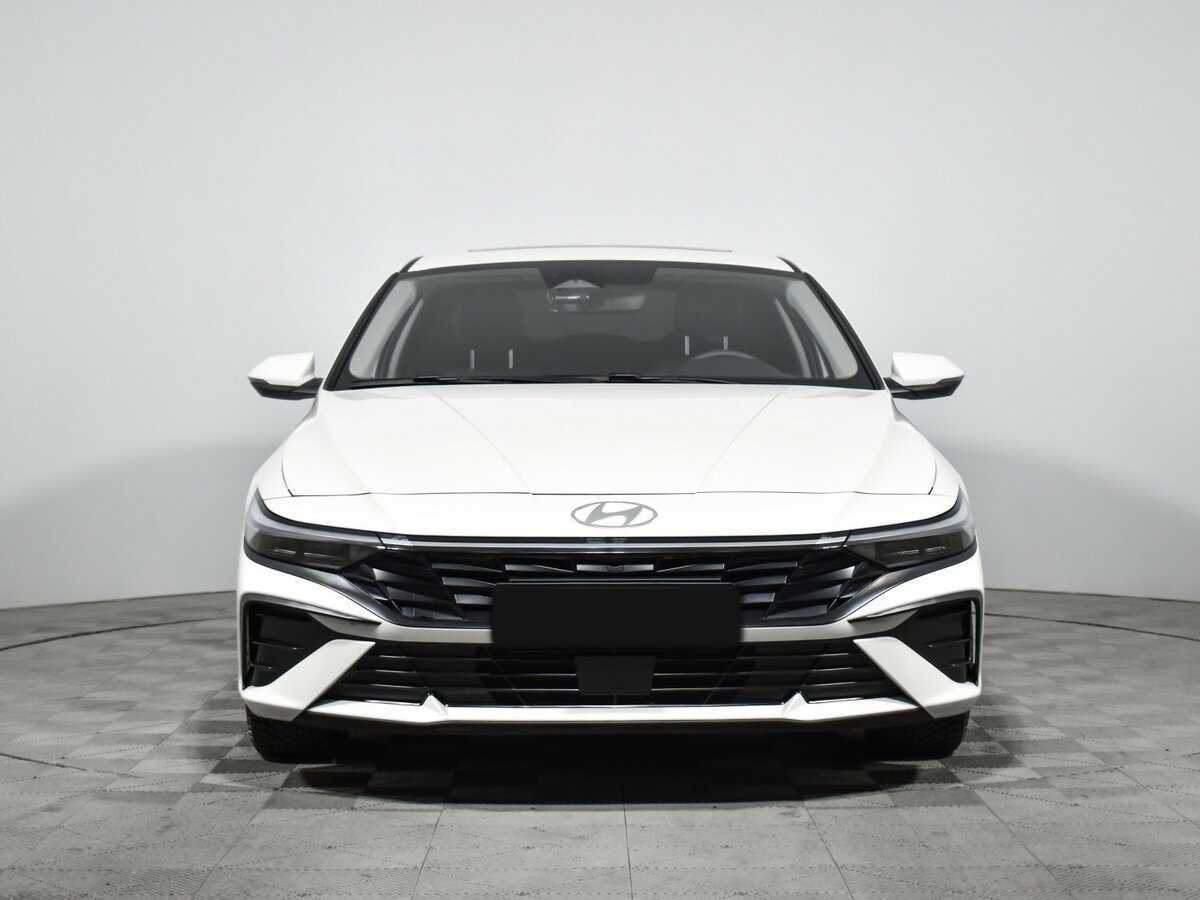 Купить Hyundai Elantra с пробегом. Фото: #1