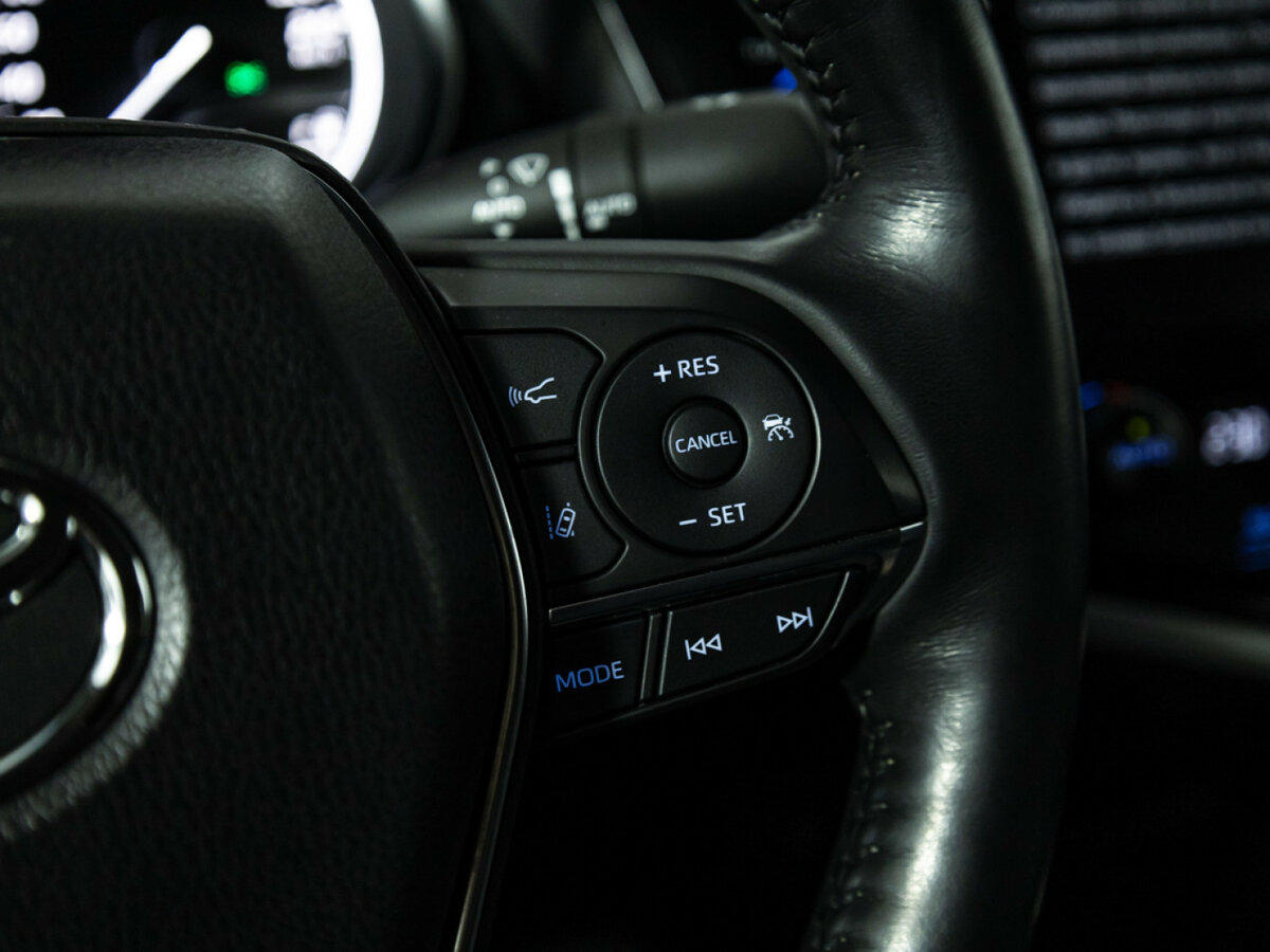 Купить Toyota Camry с пробегом. Фото: #17