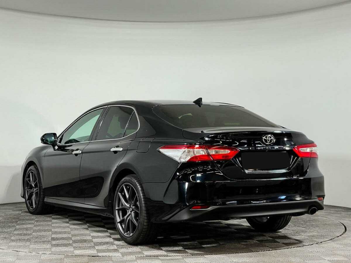 Купить Toyota Camry с пробегом. Фото: #4