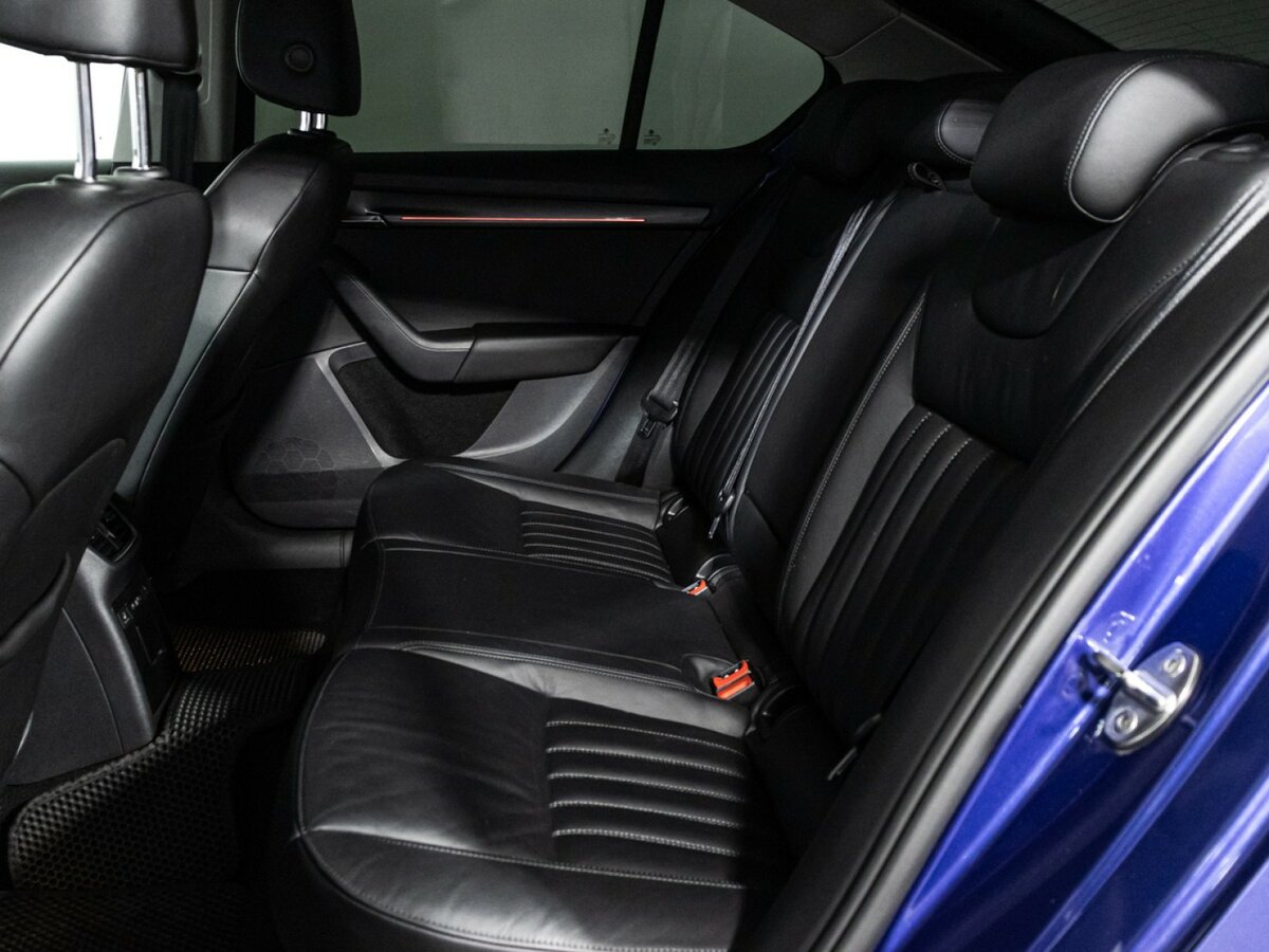 Купить Skoda Octavia с пробегом. Фото: #9