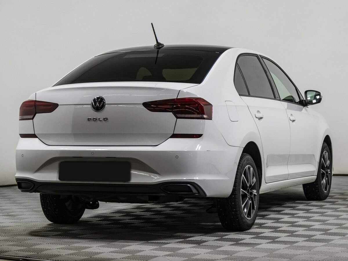 Купить Volkswagen Polo с пробегом. Фото: #3