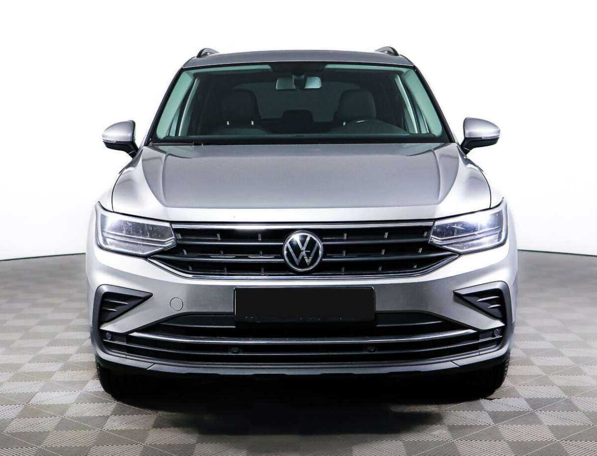 Купить Volkswagen Tiguan с пробегом. Посмотреть фото