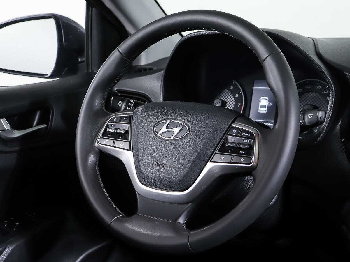 Купить Hyundai Solaris с пробегом. Фото: #14