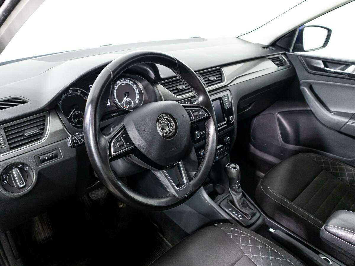 Купить Skoda Rapid с пробегом. Фото: #10
