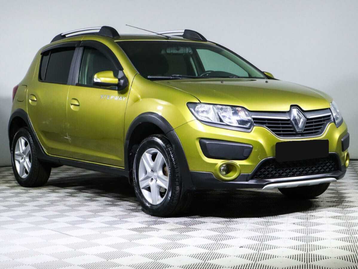 Купить Renault Sandero с пробегом. Фото: #2