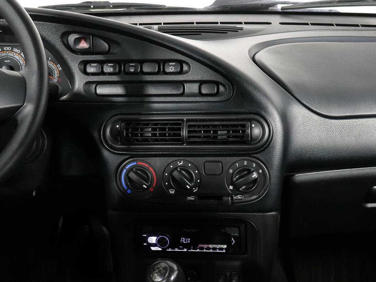 Купить Lada (ВАЗ) Niva с пробегом. Фото: #10