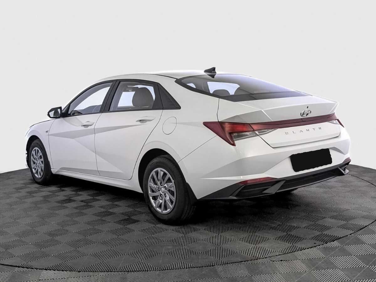 Купить Hyundai Elantra с пробегом. Фото: #6