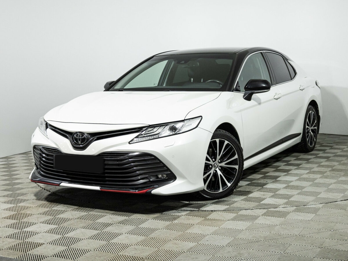 Купить Toyota Camry с пробегом. Посмотреть фото