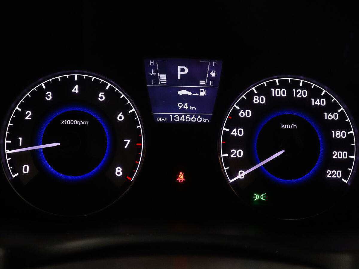 Купить Hyundai Solaris с пробегом. Фото: #10