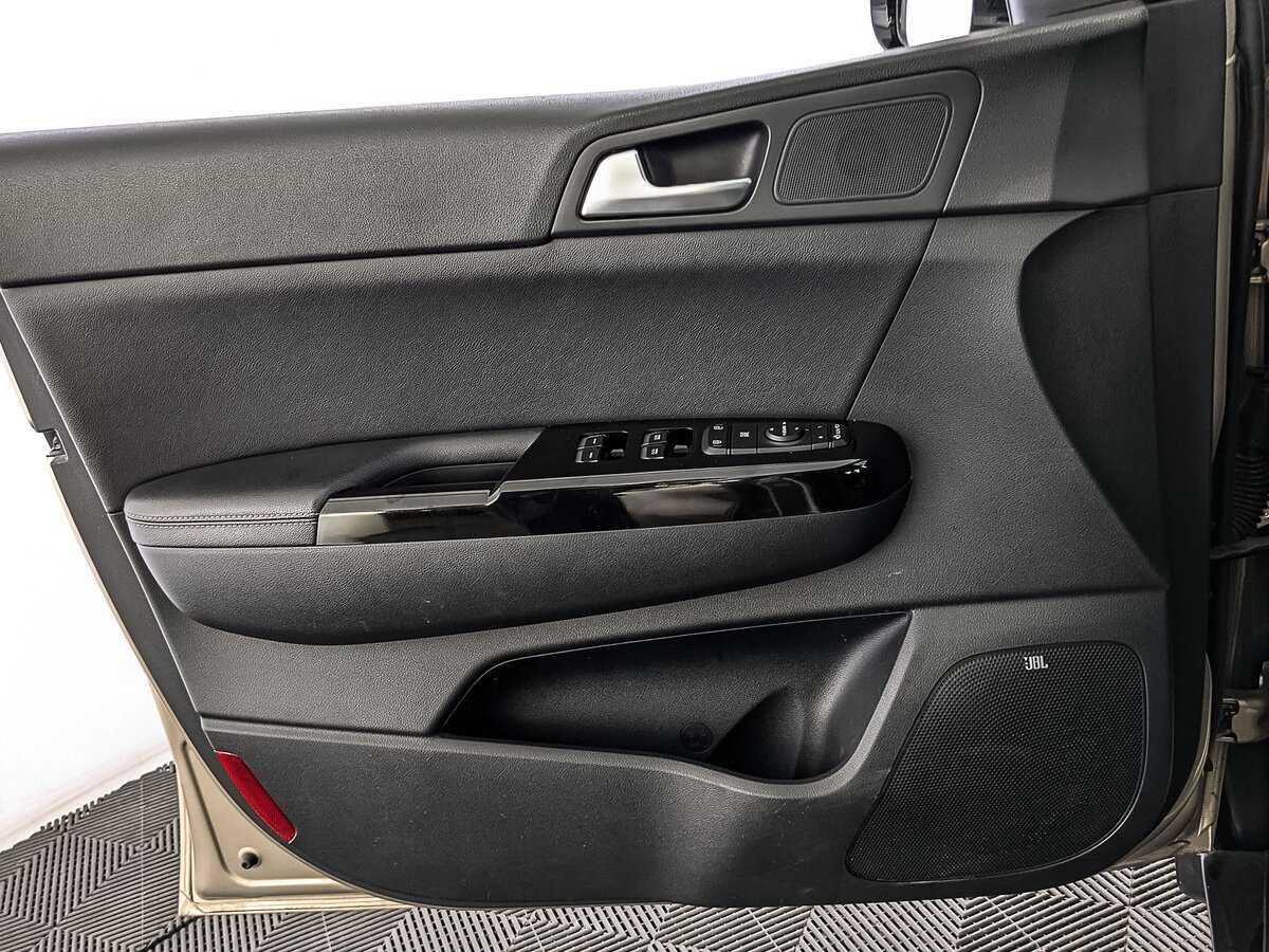 Купить Kia Sportage с пробегом. Фото: #16