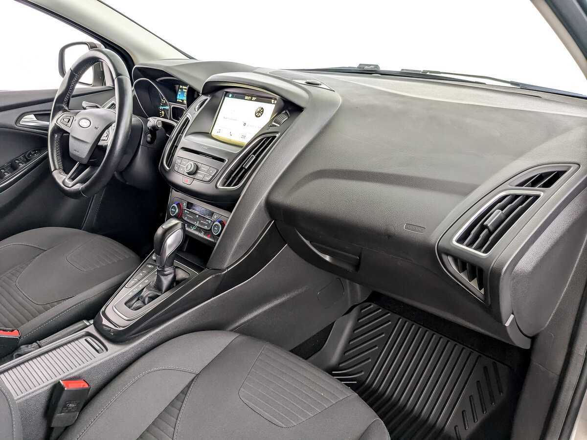 Купить Ford Focus с пробегом. Фото: #8