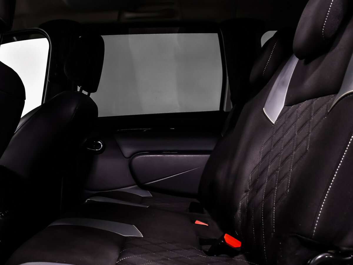 Купить Lada (ВАЗ) Largus с пробегом. Фото: #10