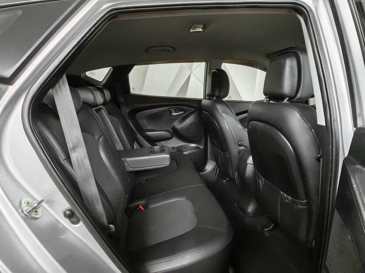 Купить Hyundai ix35 с пробегом. Фото: #10