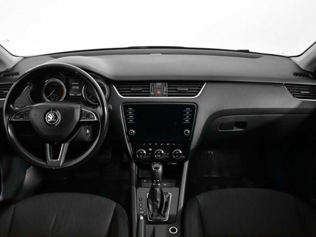 Купить Skoda Octavia с пробегом. Фото: #11
