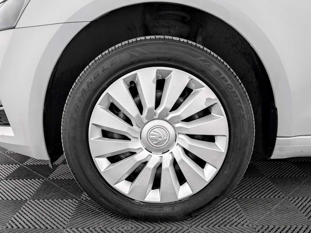 Купить Skoda Octavia с пробегом. Фото: #17