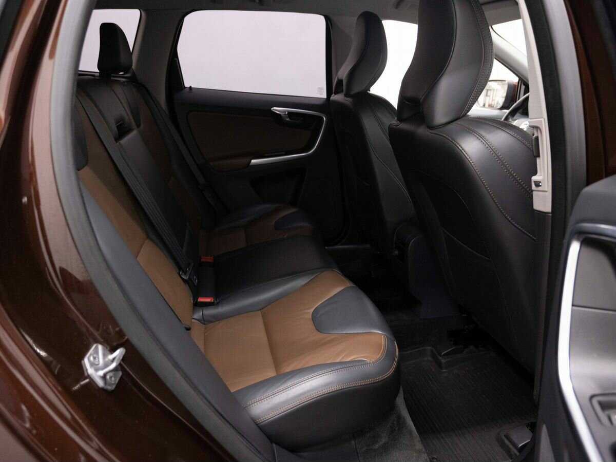 Купить Volvo XC60 с пробегом. Фото: #9