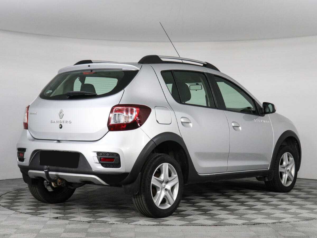 Купить Renault Sandero с пробегом. Фото: #4