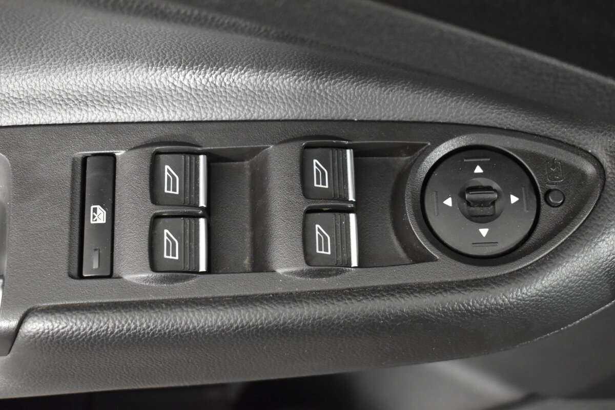 Купить Ford Kuga с пробегом. Фото: #23