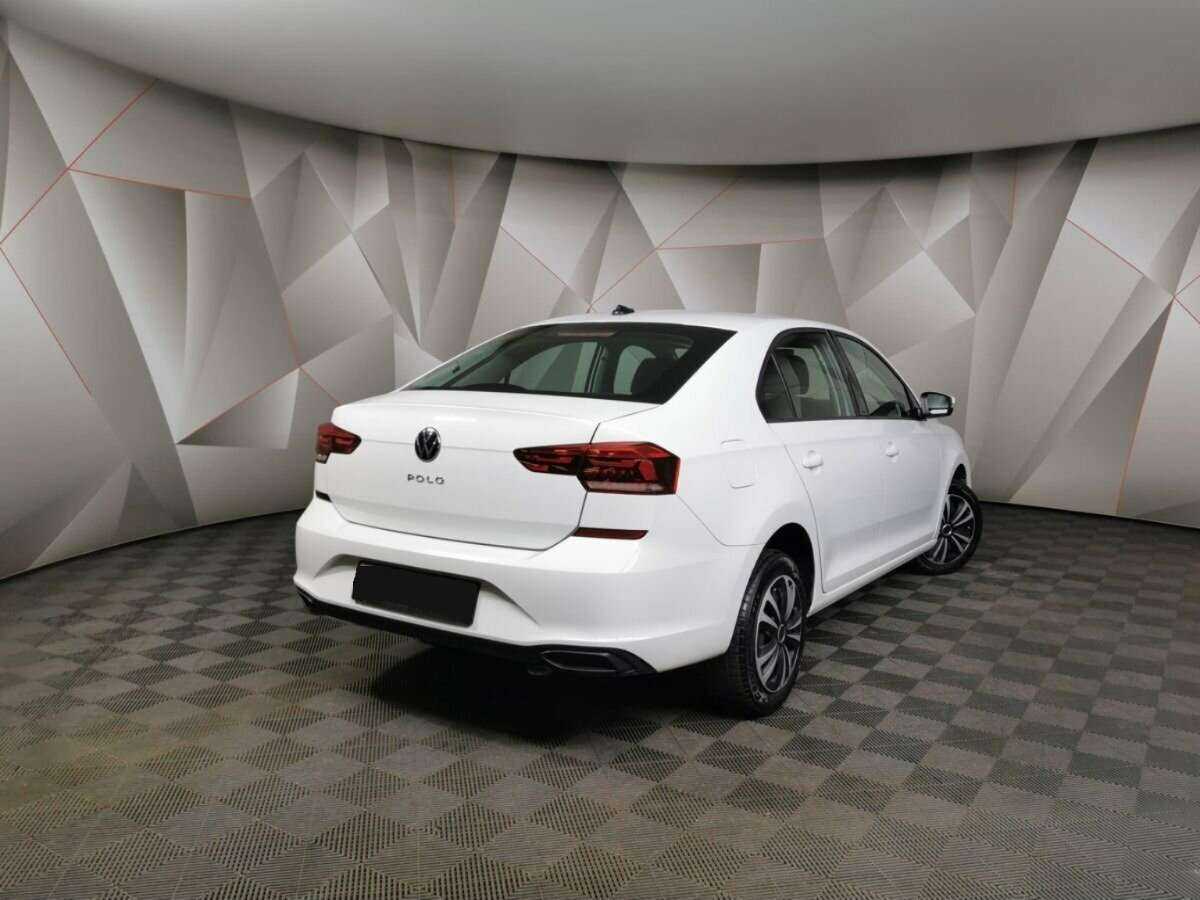 Купить Volkswagen Polo с пробегом. Фото: #1