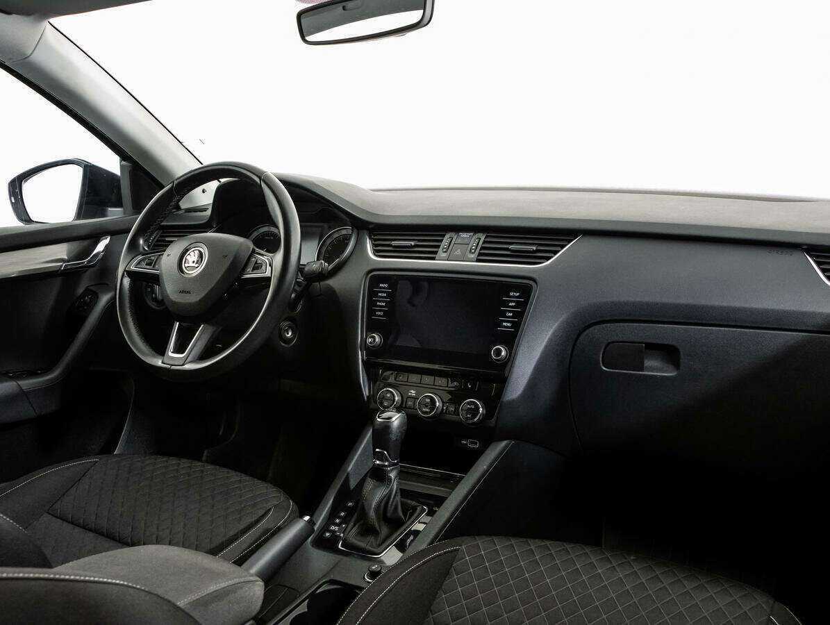 Купить Skoda Octavia с пробегом. Фото: #6