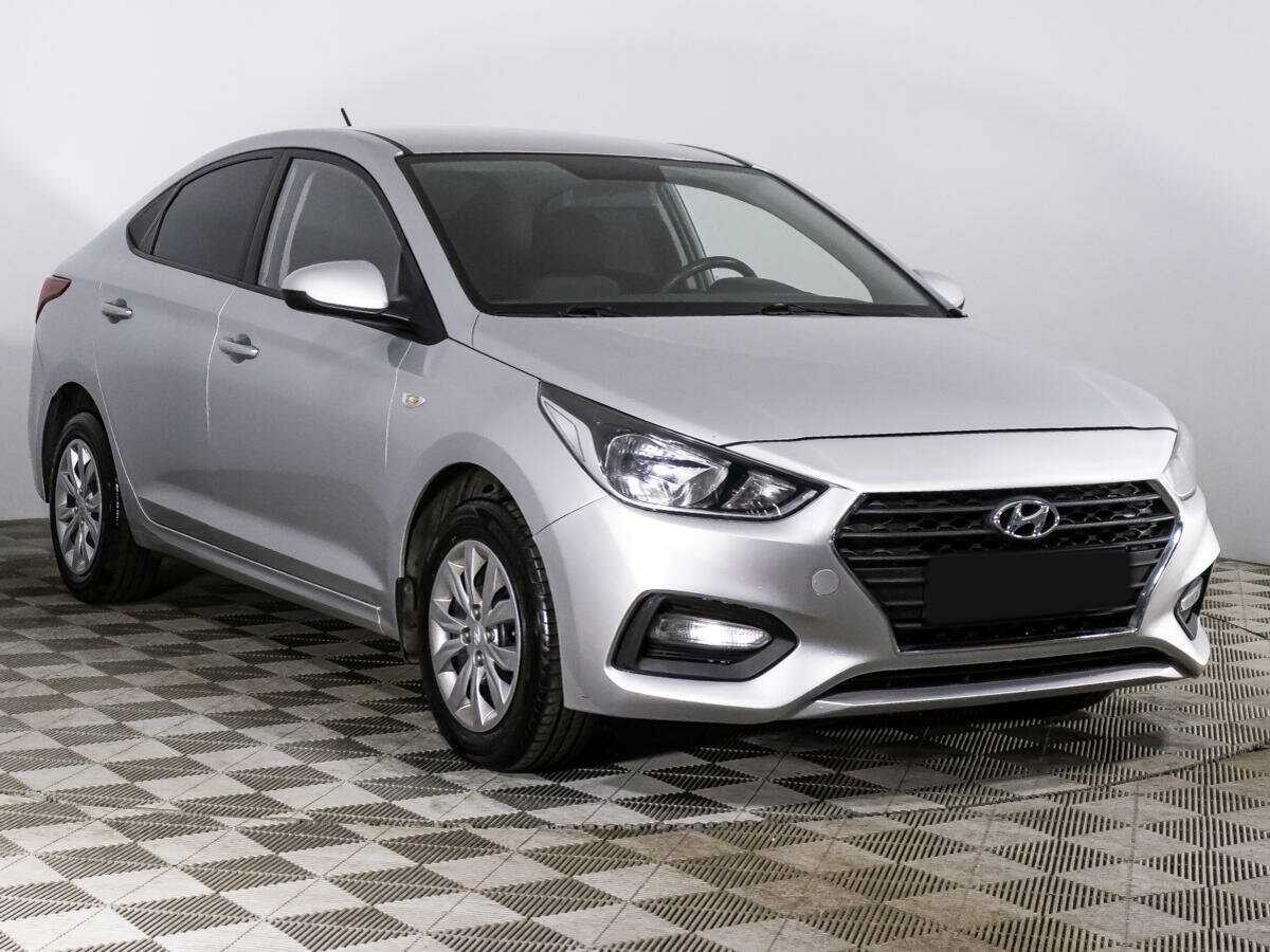 Купить Hyundai Solaris с пробегом. Фото: #2
