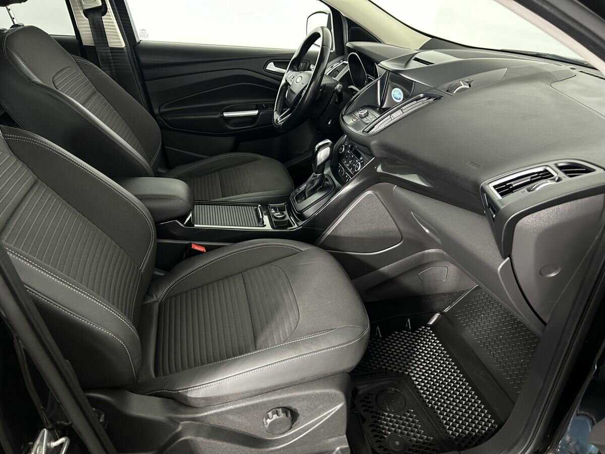 Купить Ford Kuga с пробегом. Фото: #11