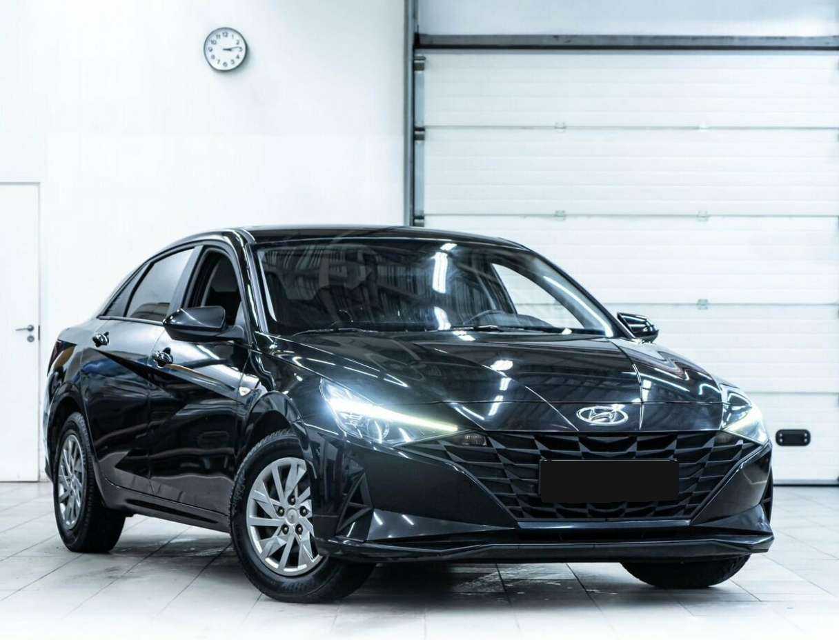 Купить Hyundai Elantra с пробегом. Фото: #1