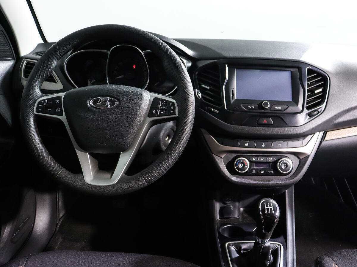 Купить Lada (ВАЗ) Vesta с пробегом. Фото: #11