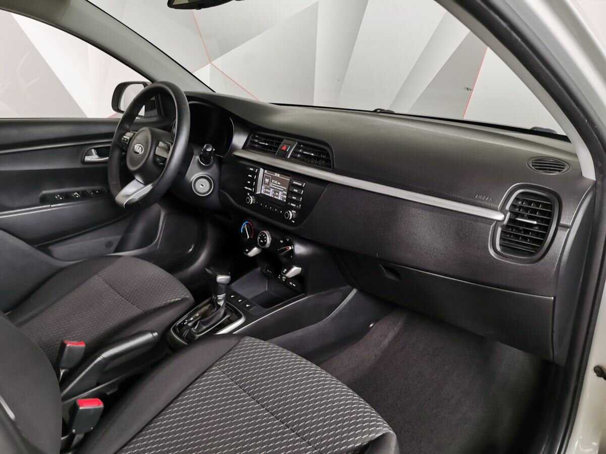 Купить Kia Rio с пробегом. Фото: #8