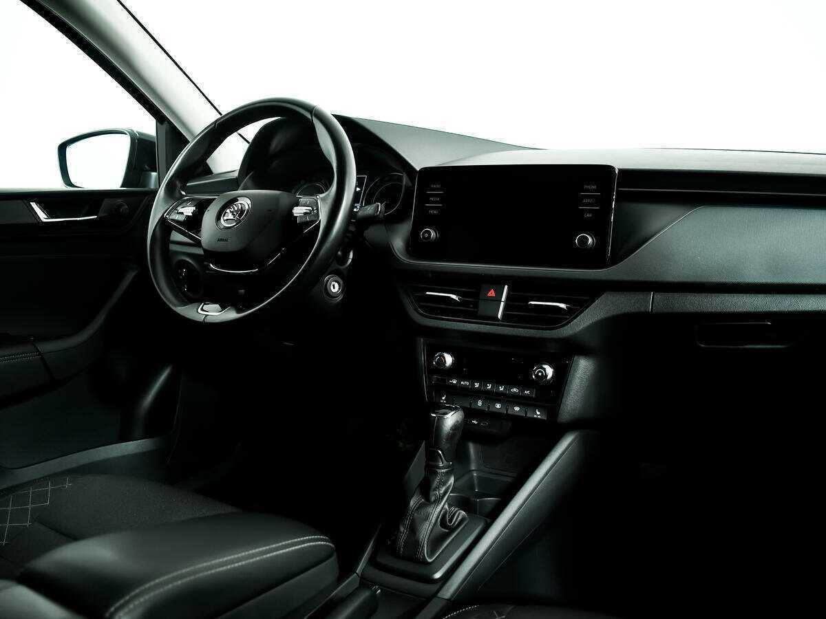 Купить Skoda Rapid с пробегом. Фото: #8