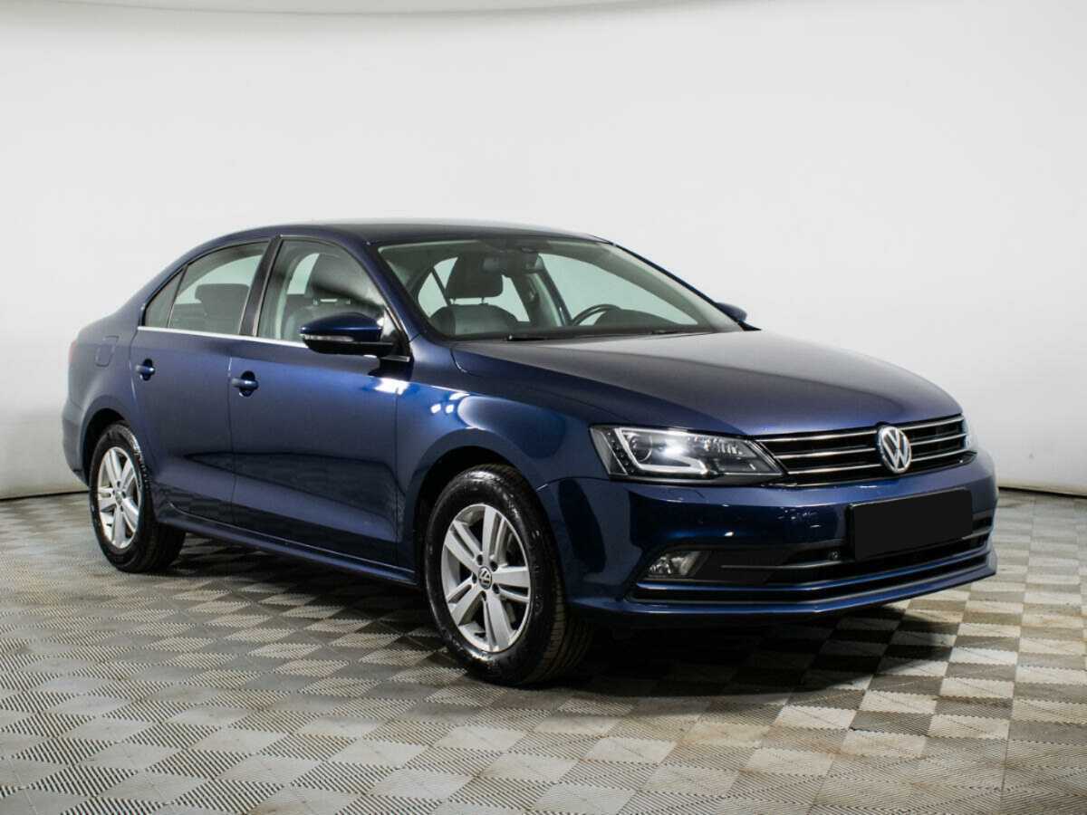 Купить Volkswagen Jetta с пробегом. Фото: #2