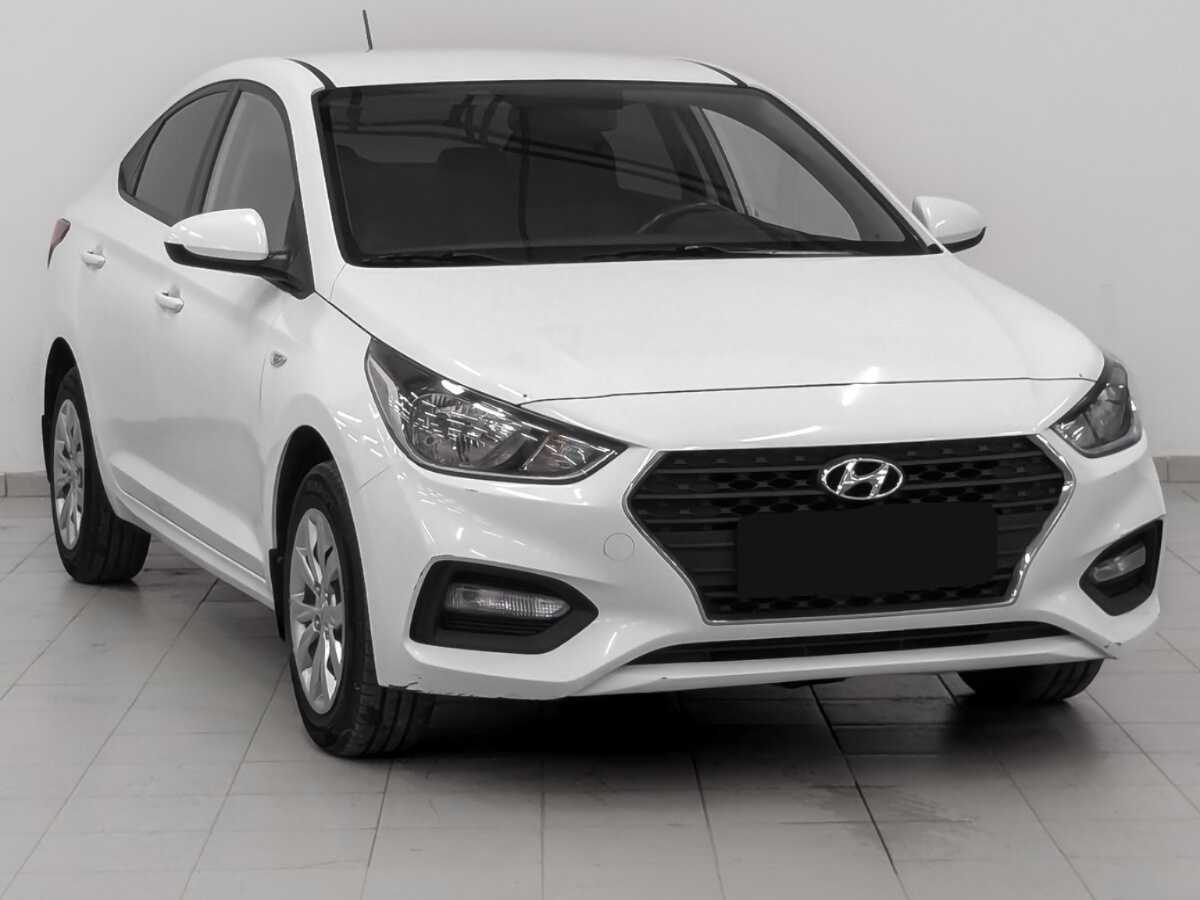 Купить Hyundai Solaris с пробегом. Фото: #2