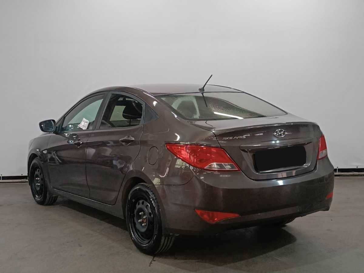 Купить Hyundai Solaris с пробегом. Фото: #6