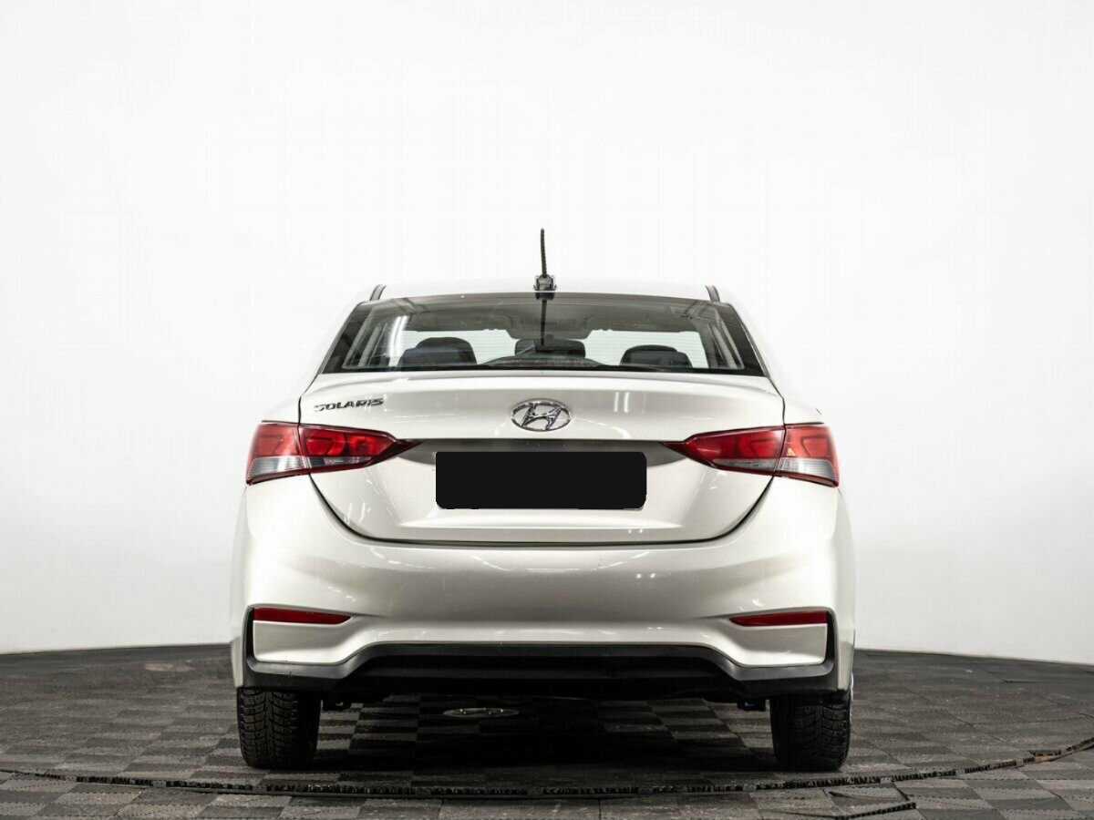 Купить Hyundai Solaris с пробегом. Фото: #4