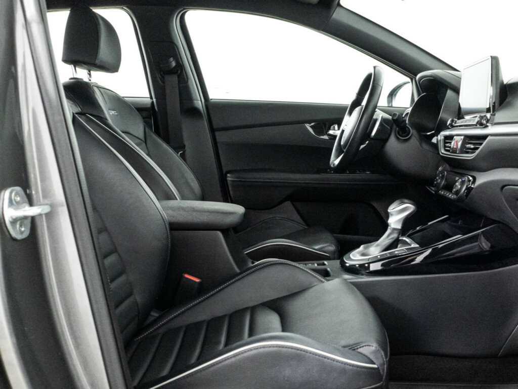 Купить Kia Cerato с пробегом. Фото: #15
